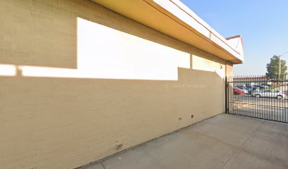 Clinica Del Sol: Nguyen Kenneth T DDS