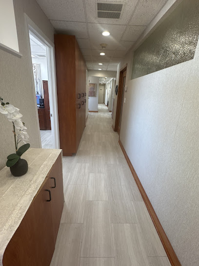 Dentist near Lombard