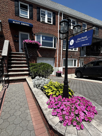 Dentist near Middle Village