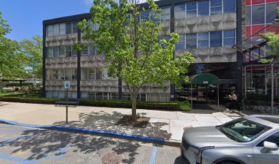 Dentist near Garden City