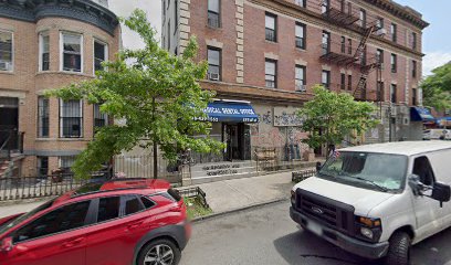 Dr. Masha Nyamupfukudza, DDS