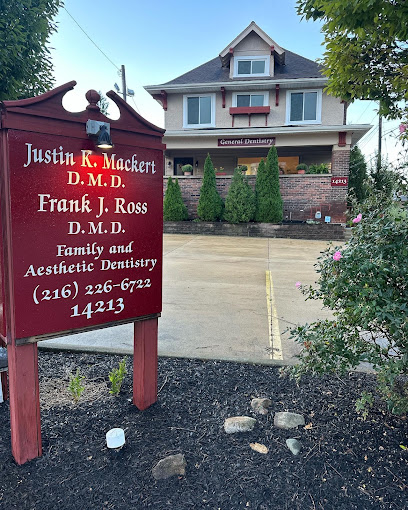 Dentist near Lakewood