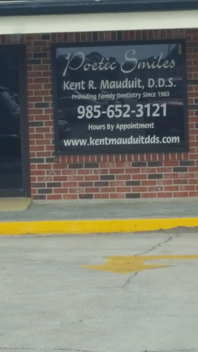 Dentist near Laplace