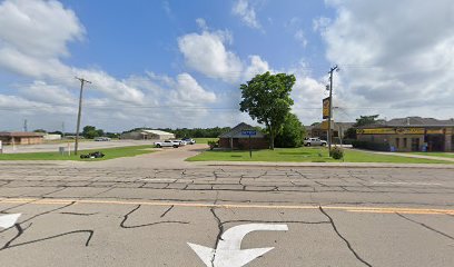 Dentist near Commerce